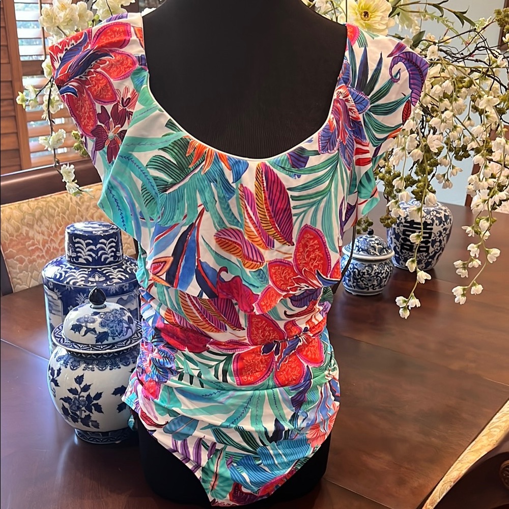 NWT La Blanca Floral One Piece Bathing Suit Size 16